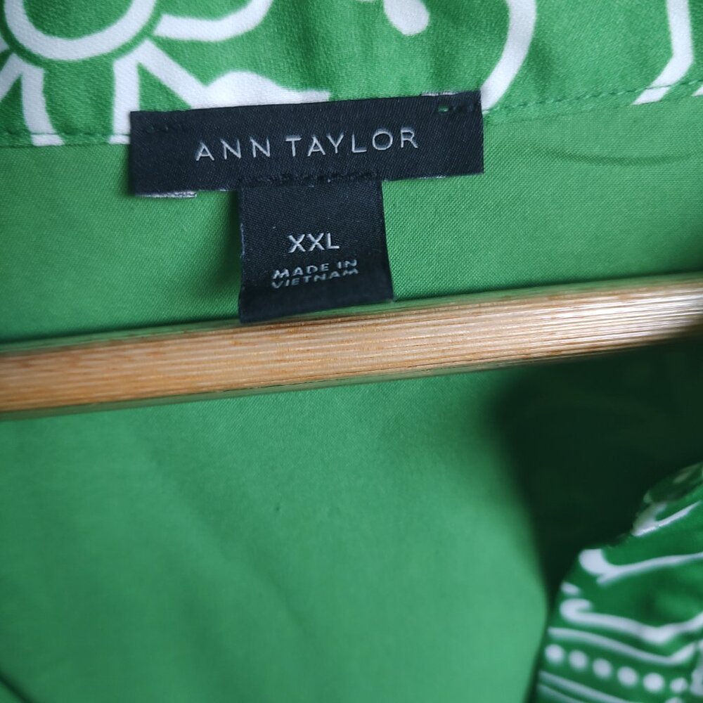 Ann Taylor Short Sleeve Green & White Dress - Size XXL - Picture 2 of 5